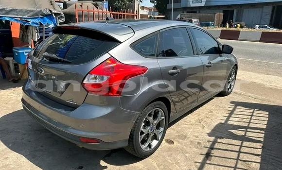 Comprar Usado Ford Focus Prata Carro em Luanda em Luanda Province Comprar Usado Ford Focus Prata Carro em Luanda em Luanda Province