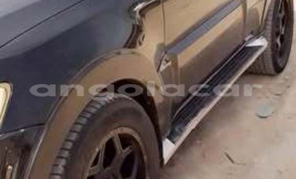 Comprar Usado Mitsubishi Pajero Outro Carro em Luanda em Luanda Province Comprar Usado Mitsubishi Pajero Outro Carro em Luanda em Luanda Province