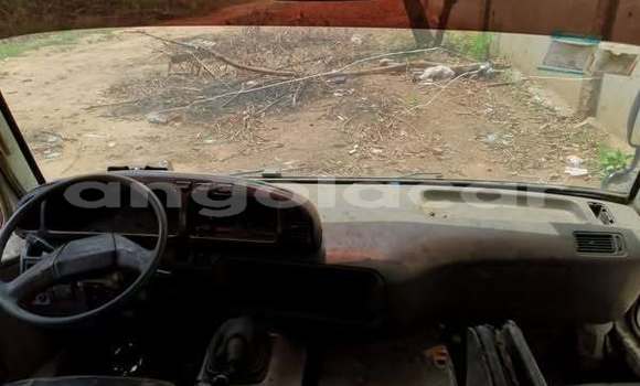 Comprar Usado Toyota Coaster Branco Carro em Luanda em Luanda Province Comprar Usado Toyota Coaster Branco Carro em Luanda em Luanda Province