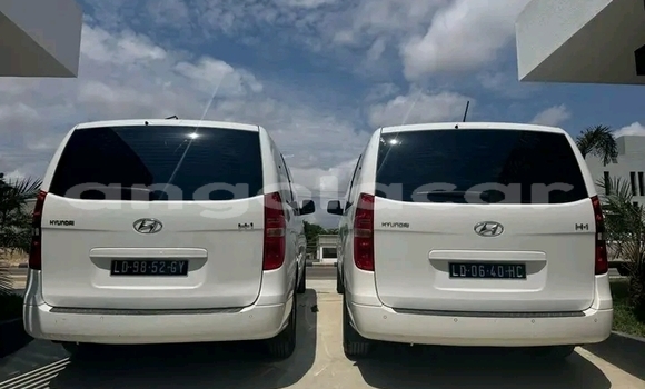Buy Used Hyundai H1 White Car in Luanda in Luanda Province Buy Used Hyundai H1 White Car in Luanda in Luanda Province
