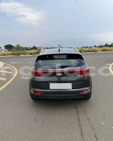 Big with watermark kia sportage luanda province luanda 37928