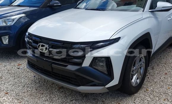 Buy Used Hyundai Tucson Blue Car in Luanda in Luanda Province Buy Used Hyundai Tucson Blue Car in Luanda in Luanda Province