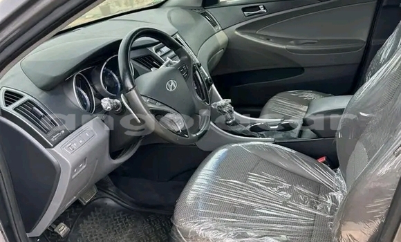 Buy Used Hyundai Sonata Other Car in Luanda in Luanda Province Buy Used Hyundai Sonata Other Car in Luanda in Luanda Province