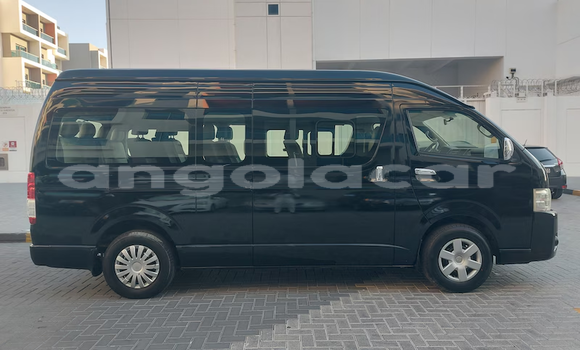 Comprar Usado Toyota Hiace Prata Carro em Luanda em Luanda Province Comprar Usado Toyota Hiace Prata Carro em Luanda em Luanda Province