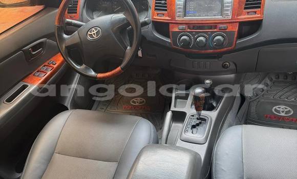 Comprar Usado Toyota Hilux Preto Carro em Camacupa em Bie Comprar Usado Toyota Hilux Preto Carro em Camacupa em Bie