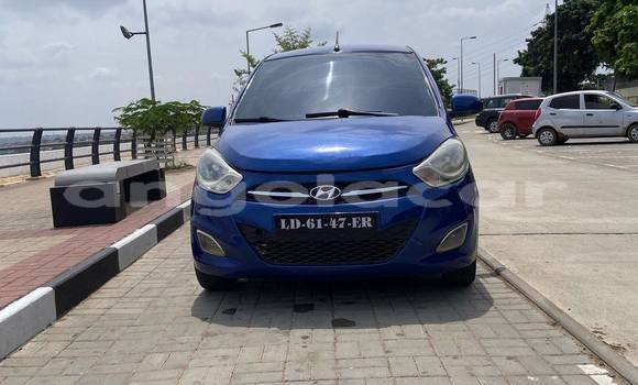 Comprar Usado Hyundai i10 Azul Carro em Caluquembe em Huila