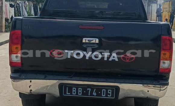 Acheter Occasion Voiture Toyota Hilux Noir à Camabatela, Uige Acheter Occasion Voiture Toyota Hilux Noir à Camabatela, Uige