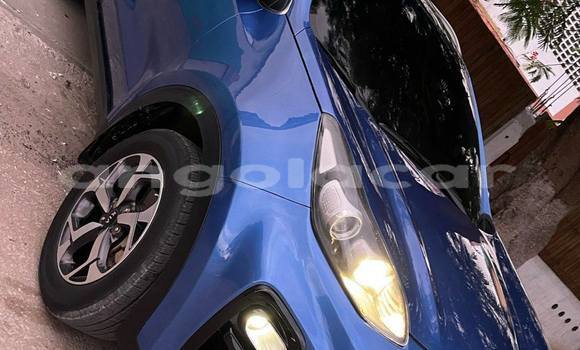 Buy Used Kia Sportage Blue Car in Caluquembe in Huila Buy Used Kia Sportage Blue Car in Caluquembe in Huila