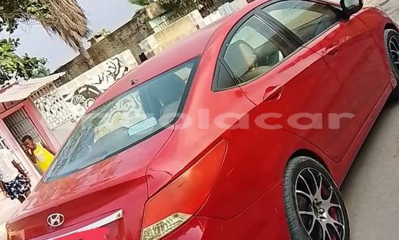 Acheter Occasion Voiture Hyundai Accent Rouge à Camabatela, Uige Acheter Occasion Voiture Hyundai Accent Rouge à Camabatela, Uige