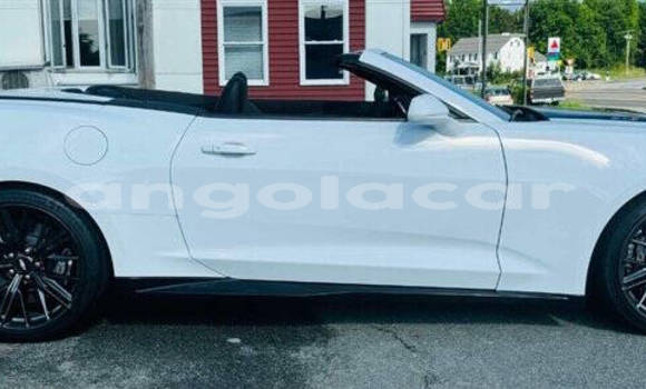 Buy Used Chevrolet Camaro White Car in Luanda in Luanda Province Buy Used Chevrolet Camaro White Car in Luanda in Luanda Province