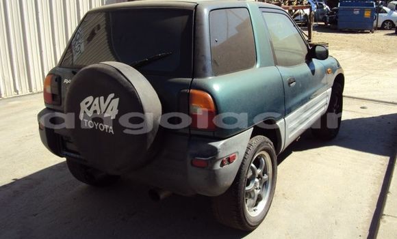 Buy Used Toyota RAV4 Green Car in Luanda in Luanda Province Buy Used Toyota RAV4 Green Car in Luanda in Luanda Province