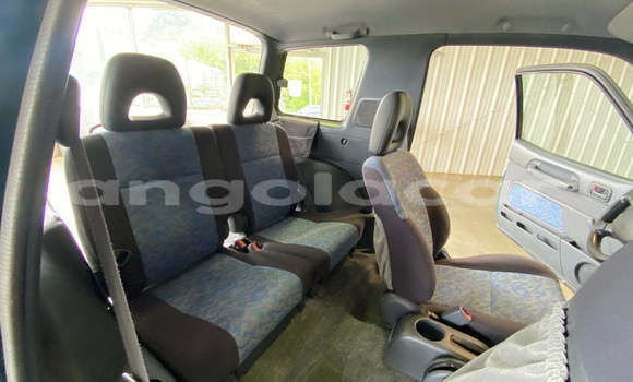 Buy Used Toyota RAV4 Green Car in Luanda in Luanda Province Buy Used Toyota RAV4 Green Car in Luanda in Luanda Province