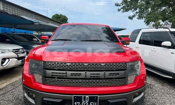 Comprar Usado Ford F–150 Vermelho Carro em Luanda em Luanda Province