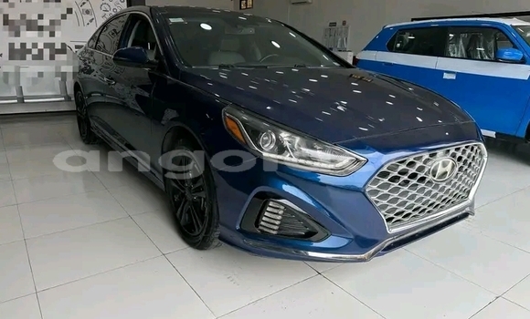 Buy Used Hyundai Sonata Blue Car in Luanda in Luanda Province Buy Used Hyundai Sonata Blue Car in Luanda in Luanda Province