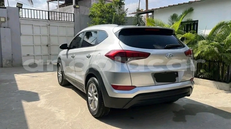 Big with watermark hyundai tucson luanda province luanda 37990