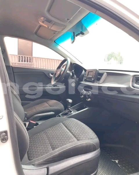 Big with watermark kia rio luanda province luanda 37994
