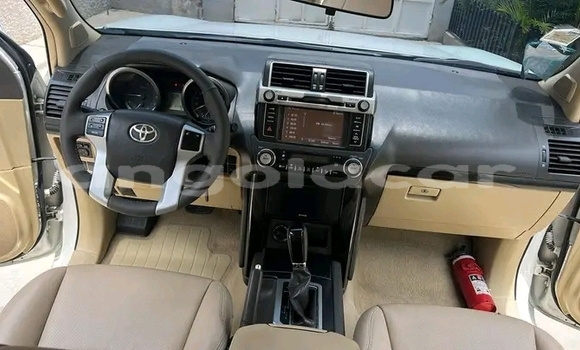 Buy Used Toyota Land Cruiser Prado White Car in Luanda in Luanda Province Buy Used Toyota Land Cruiser Prado White Car in Luanda in Luanda Province