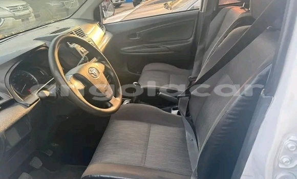 Buy Used Toyota Avanza White Car in Luanda in Luanda Province Buy Used Toyota Avanza White Car in Luanda in Luanda Province