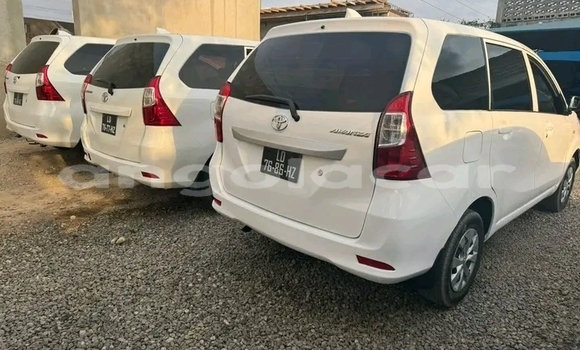 Buy Used Toyota Avanza White Car in Luanda in Luanda Province Buy Used Toyota Avanza White Car in Luanda in Luanda Province