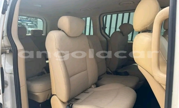Comprar Usado Hyundai H1 Branco Carro em Luanda em Luanda Province Comprar Usado Hyundai H1 Branco Carro em Luanda em Luanda Province