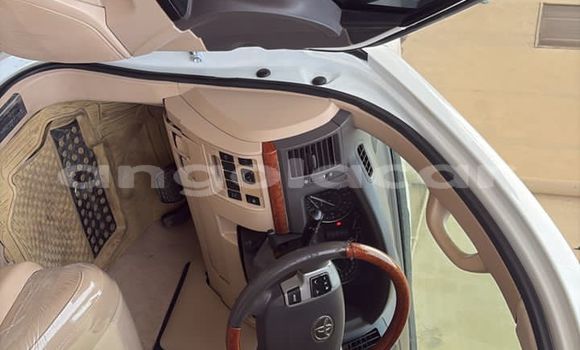 Acheter Occasion Voiture Toyota Land Cruiser Prado Blanc à Luanda, Province de Luanda Acheter Occasion Voiture Toyota Land Cruiser Prado Blanc à Luanda, Province de Luanda