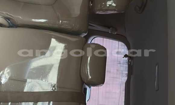 Acheter Occasion Voiture Toyota Land Cruiser Prado Blanc à Luanda, Province de Luanda Acheter Occasion Voiture Toyota Land Cruiser Prado Blanc à Luanda, Province de Luanda