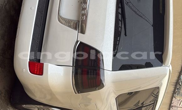 Acheter Occasion Voiture Toyota Land Cruiser Prado Blanc à Luanda, Province de Luanda Acheter Occasion Voiture Toyota Land Cruiser Prado Blanc à Luanda, Province de Luanda