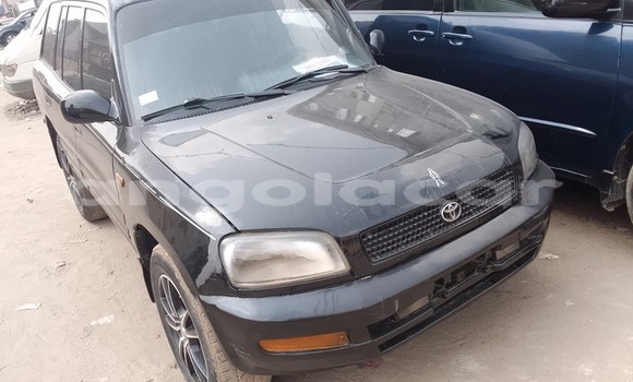 Comprar Usado Toyota RAV4 Outro Carro em Luanda em Luanda Province