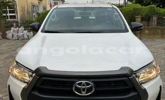 Acheter Occasion Voiture Toyota Hilux Blanc à Luanda, Province de Luanda Acheter Occasion Voiture Toyota Hilux Blanc à Luanda, Province de Luanda