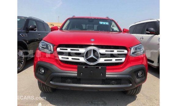 Comprar Importar Mercedes-Benz 250 Vermelho Carro em Import - Dubai em Bengo Province Comprar Importar Mercedes-Benz 250 Vermelho Carro em Import - Dubai em Bengo Province