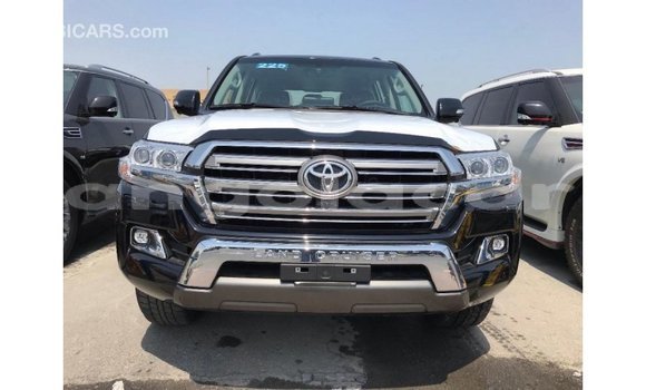 Comprar Importar Toyota Land Cruiser Preto Carro em Import - Dubai em Bengo Province Comprar Importar Toyota Land Cruiser Preto Carro em Import - Dubai em Bengo Province