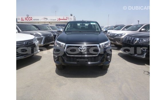 Comprar Importar Toyota Hilux Preto Carro em Import - Dubai em Bengo Province Comprar Importar Toyota Hilux Preto Carro em Import - Dubai em Bengo Province