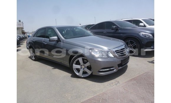 Comprar Importar Mercedes-Benz 250 Outro Carro em Import - Dubai em Bengo Province Comprar Importar Mercedes-Benz 250 Outro Carro em Import - Dubai em Bengo Province