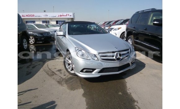 Comprar Importar Mercedes-Benz 250 Outro Carro em Import - Dubai em Bengo Province Comprar Importar Mercedes-Benz 250 Outro Carro em Import - Dubai em Bengo Province