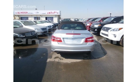 Comprar Importar Mercedes-Benz 250 Outro Carro em Import - Dubai em Bengo Province Comprar Importar Mercedes-Benz 250 Outro Carro em Import - Dubai em Bengo Province