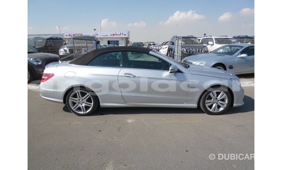Comprar Importar Mercedes-Benz 250 Outro Carro em Import - Dubai em Bengo Province Comprar Importar Mercedes-Benz 250 Outro Carro em Import - Dubai em Bengo Province
