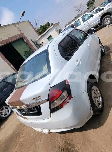 Big with watermark suzuki swift bie catabola 38621