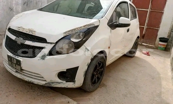 Comprar Usado Chevrolet spark Branco Carro em Malanje em Malanje Province Comprar Usado Chevrolet spark Branco Carro em Malanje em Malanje Province