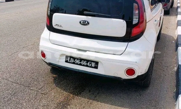 Comprar Usado Kia Soul Branco Carro em Huambo em Huambo Comprar Usado Kia Soul Branco Carro em Huambo em Huambo