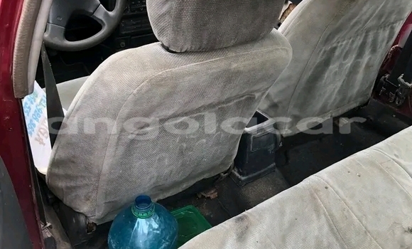 Buy Used Nissan Primastar Red Car in Camabatela in Uige Buy Used Nissan Primastar Red Car in Camabatela in Uige