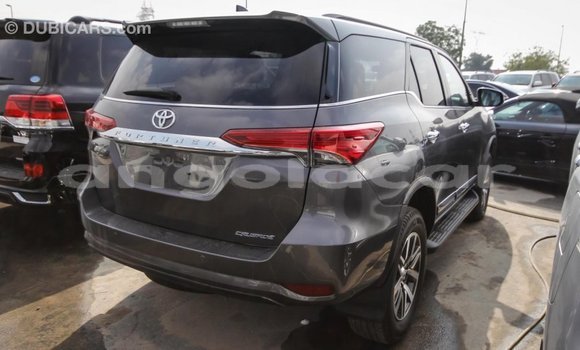 Comprar Importar Toyota Fortuner Outro Carro em Import - Dubai em Bengo Province Comprar Importar Toyota Fortuner Outro Carro em Import - Dubai em Bengo Province
