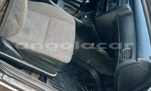 Comprar Usado Toyota Carina Prata Carro em Camacupa em Bie