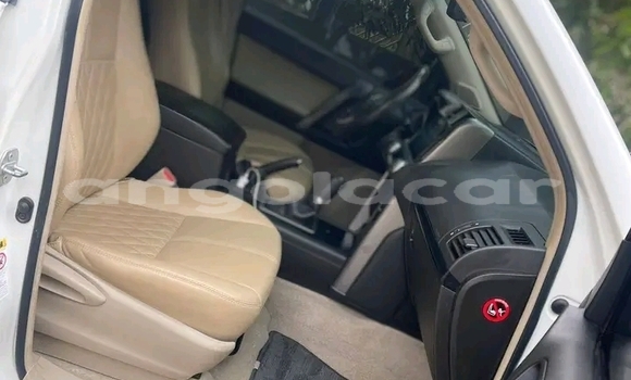 Comprar Usado Toyota Land Cruiser Prado Branco Carro em Camacupa em Bie