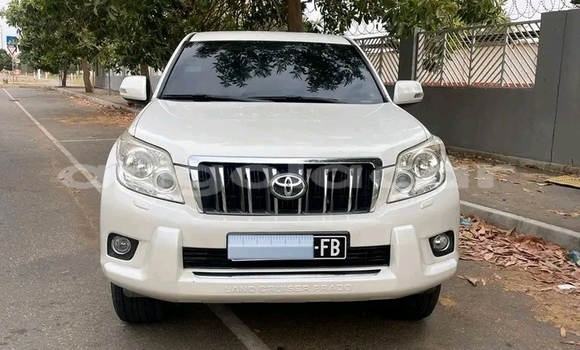Comprar Usado Toyota Land Cruiser Prado Branco Carro em Camacupa em Bie Comprar Usado Toyota Land Cruiser Prado Branco Carro em Camacupa em Bie