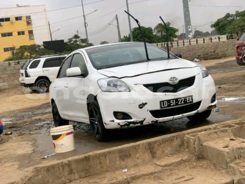 Big with watermark toyota yaris moxico leua 38649