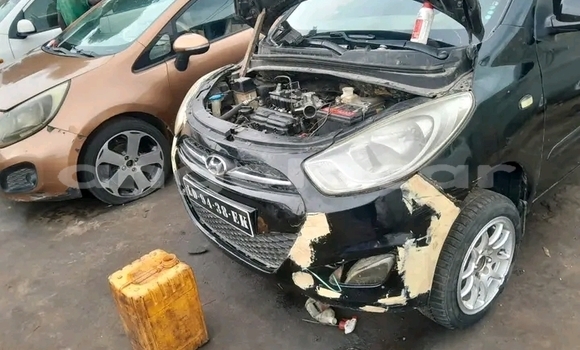 Acheter Occasion Voiture Hyundai H1 Gris à Camacupa, Bie