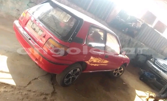 Acheter Occasion Voiture Toyota Corolla Rouge à Camabatela, Uige Acheter Occasion Voiture Toyota Corolla Rouge à Camabatela, Uige