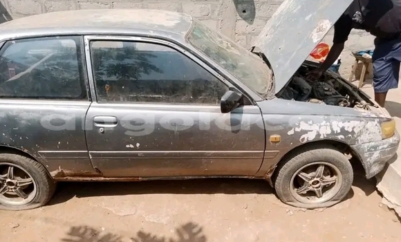 Comprar Usado Toyota Blizzard Outro Carro em N'zeto em Zaire Comprar Usado Toyota Blizzard Outro Carro em N'zeto em Zaire