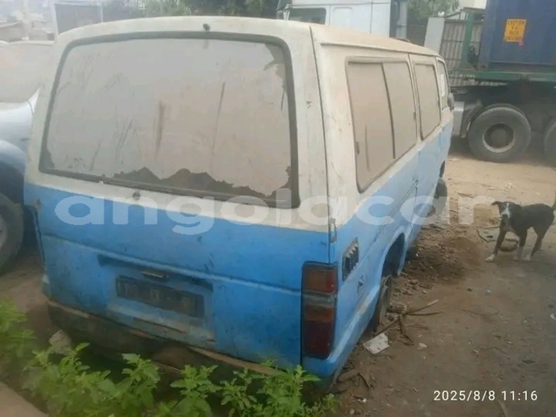 Big with watermark toyota hiace kuando kubango menongue 38656