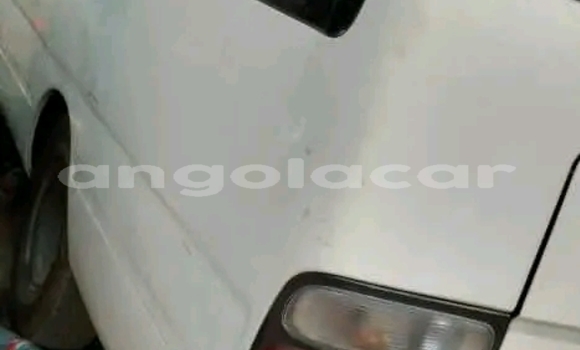 Comprar Usado Toyota Coaster Branco Carro em Luau em Moxico Comprar Usado Toyota Coaster Branco Carro em Luau em Moxico